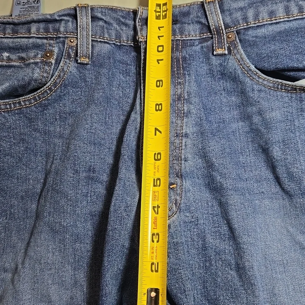 Levi's 505 Men's Relaxed Jeans Medium Wash Blue 36X32